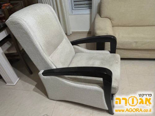 כורסת טלוויזיה