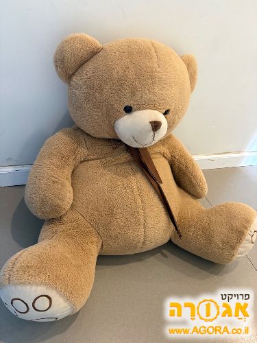 בובת דובי גדולה