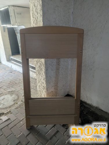 מיטה משולשת (קומותיים + נפתחת)