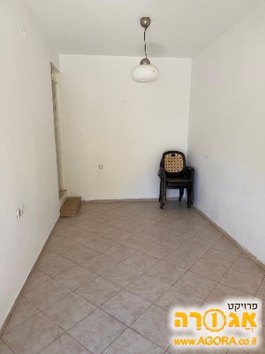 כסאות