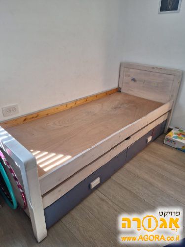 מיטת חבר