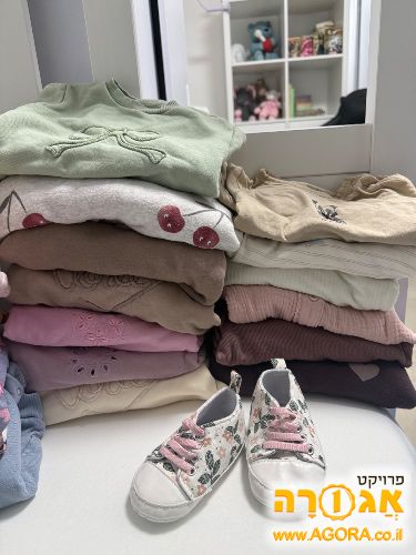 ביגוד לתינוקת