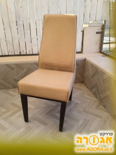 כסאות