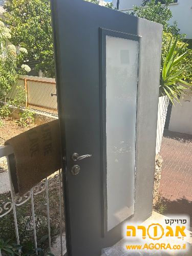 דלת רב בריח