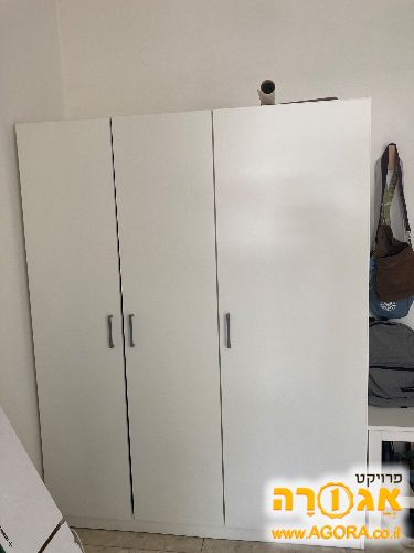 ארון איקאה שלוש דלתות