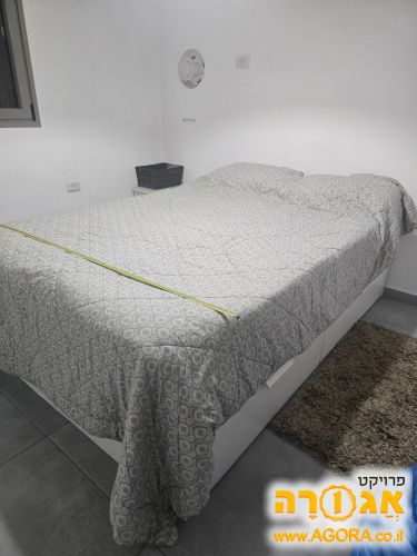 מיטה זוגית