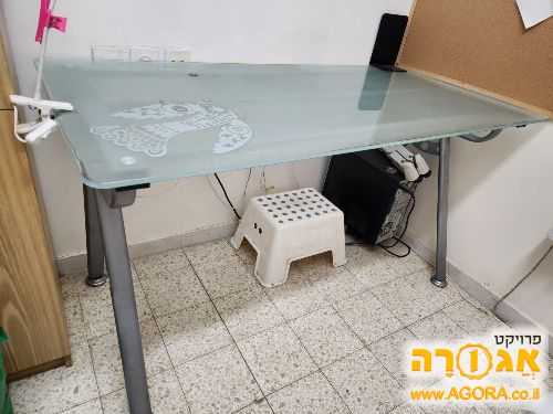 שולחן למחשב
