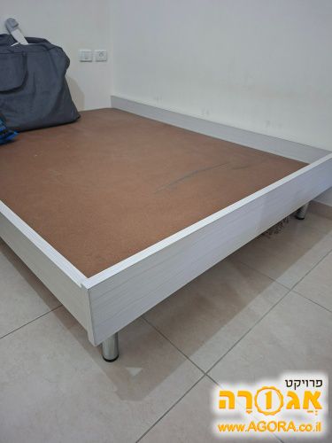 בסיס מיטה זוגית