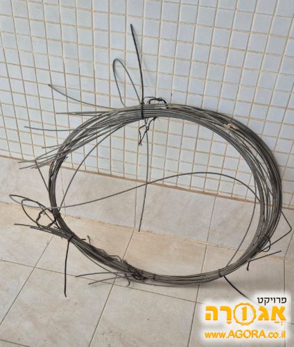 כבל מתכנת