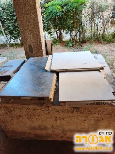 אריחי קרמיקה