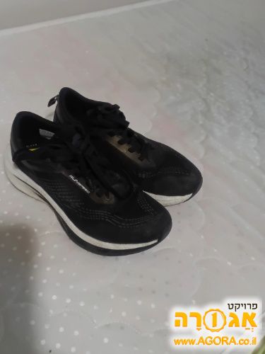 נעליים