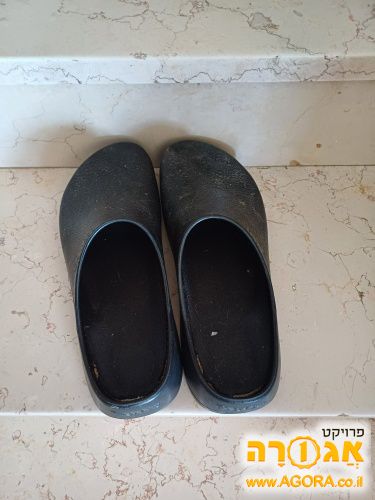 כפכף גומי סגור לגברים