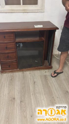 שידת טלויזיה