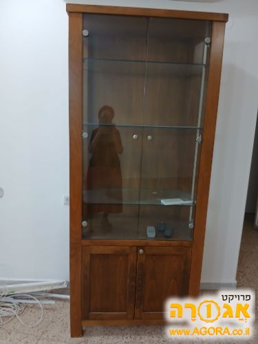מזנון עומד
