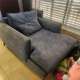 Love seat במצב מדיר