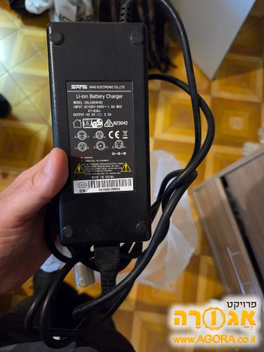 מטען לאופניים 48v