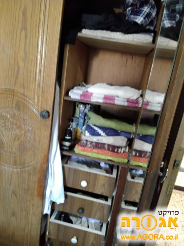 ארון בגדים