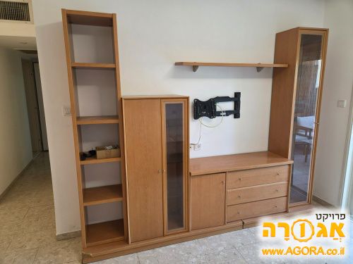 מזנון סלון גדול