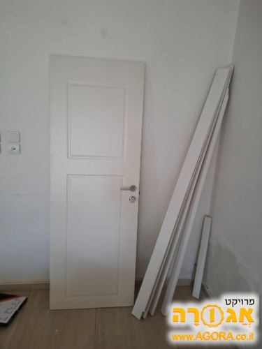דלת פלקסבורד עם דוגמא
