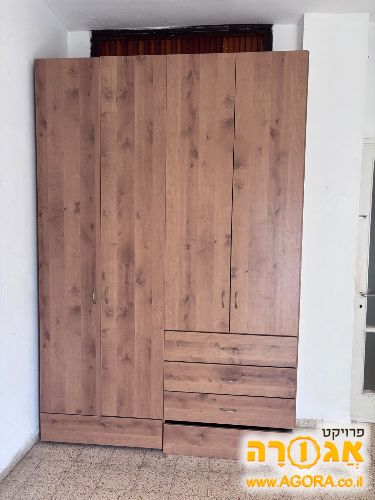 ארון 4 דלתות מעץ מלא