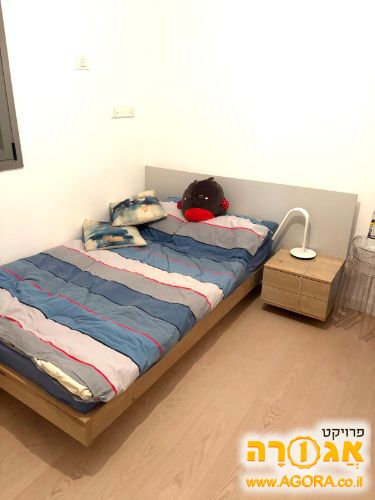 מיטה וחצי