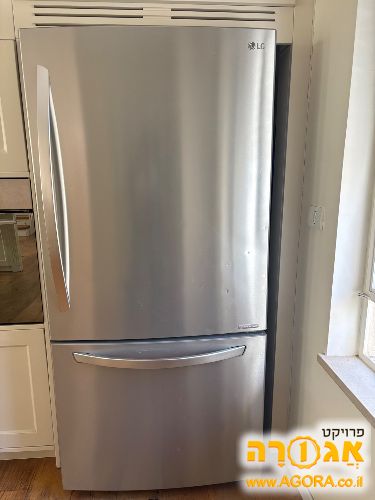 מקרר LG גדול עם מקפיא תחתון