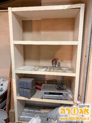 יחידת מדפים למרפסת