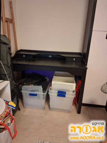 שולחן כתיבה