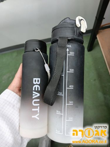2 בקבוקים