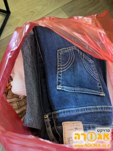 בגדים לנערה