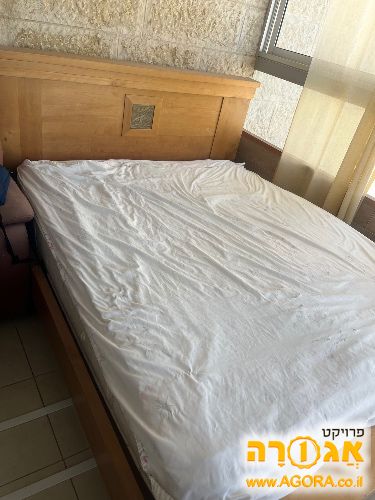 מיטה זוגית