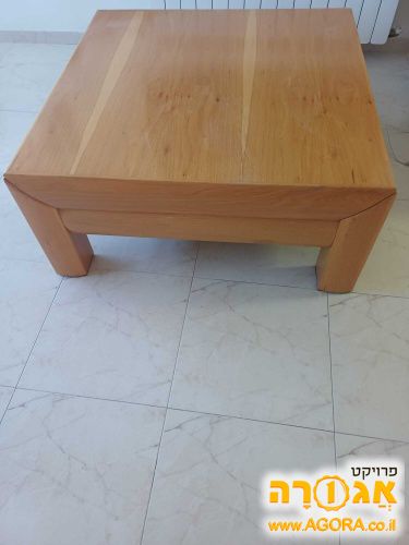 שולחן סלון