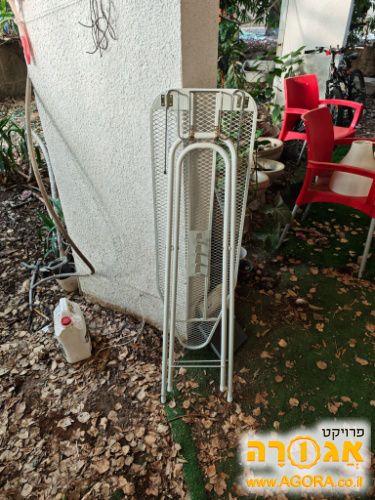 קרש גיהוץ ללא ריפוד