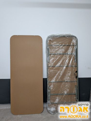 מיטה נפתחת ללא מזרון