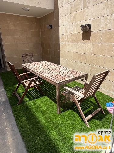 שולחן וכסאות גינה