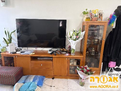 מזנון ויטרינה