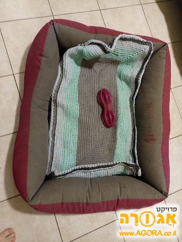 מיטה לכלב גדול