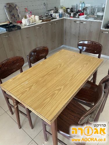שולחן למטבח ו-5 כסאות למטבח