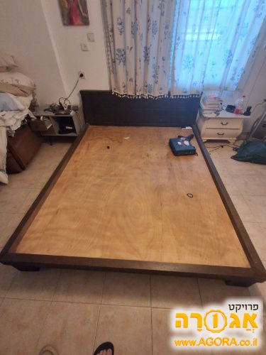 מיטה מעץ מלא! 200/160