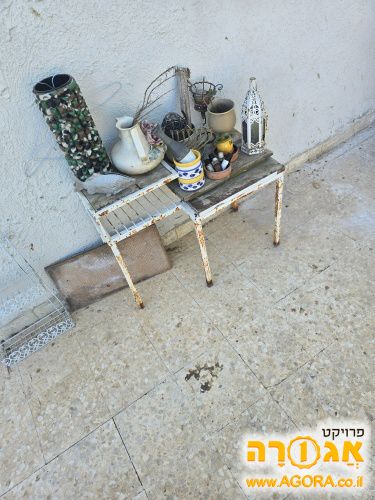 מעמד לגינה