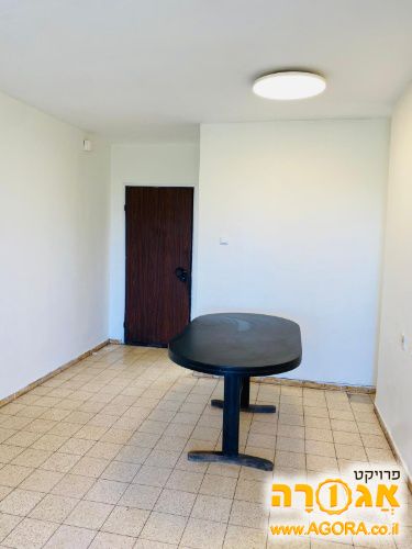 שולחן פינת אוכל