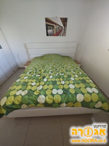 מיטה זוגית
