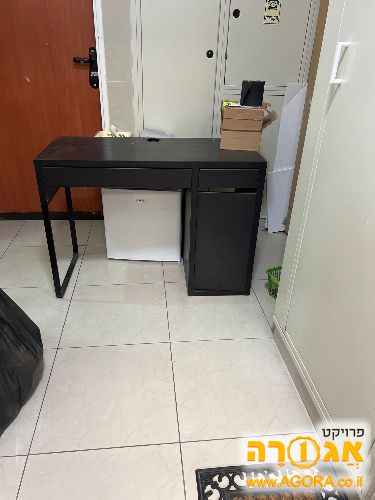 שולחן כתיבה