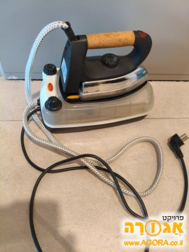 מגהץ אדים