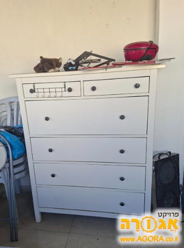 שידה של איקאה