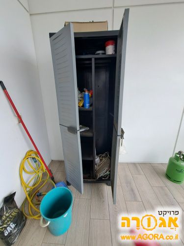 ארון שירות