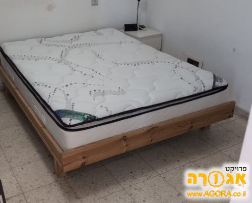 מזרון ובסיס מיטה זוגית