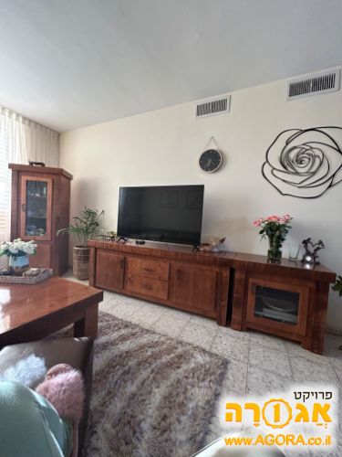 מזנון ושידות