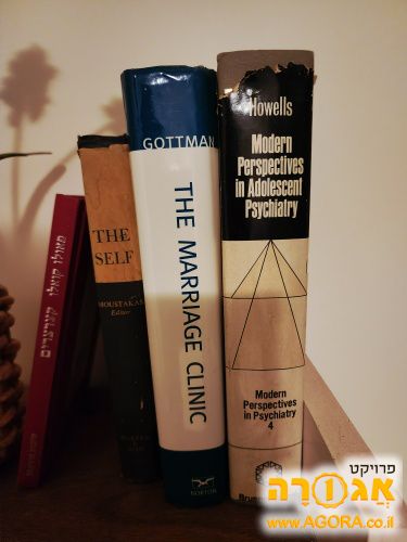 ספרים
