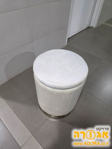 הדום עם אחסון